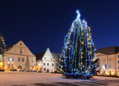 Vánoční strom na Žižkově náměstí