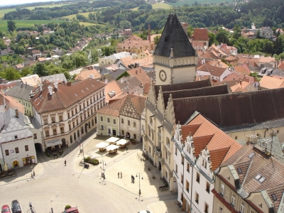 Pohled z věže na Žižkovo náměstí