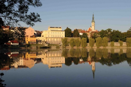 Pohled na Staré Město přes Jordán