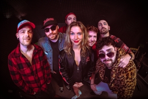 Komedianti v ulicích