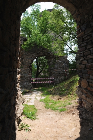 Dobronice u Bechyně - castle ruins