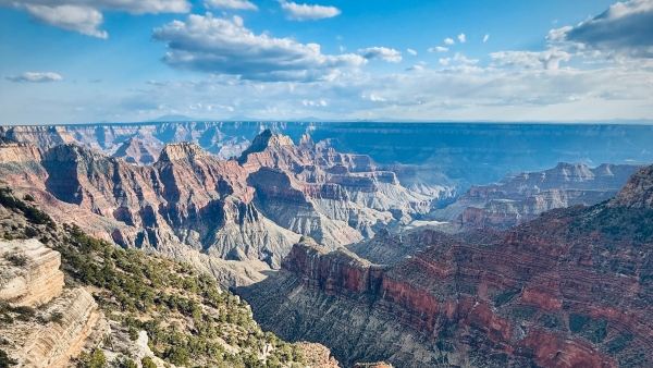 Barevný čtvrtek - Arizona, Utah, Oregon a Kalifornie