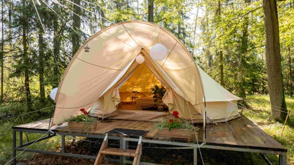 Glamping Černická obora