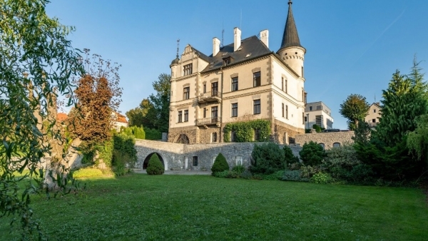 Vila Černý leknín